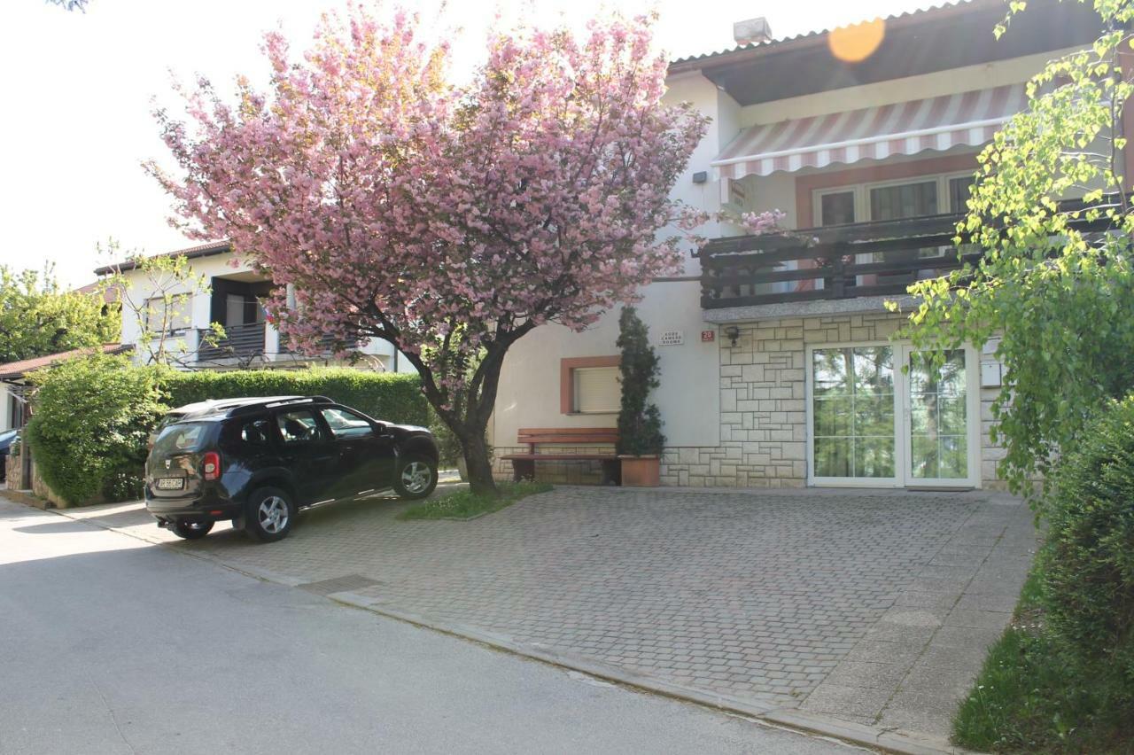 Rooms Jurca Postojna Exterior foto
